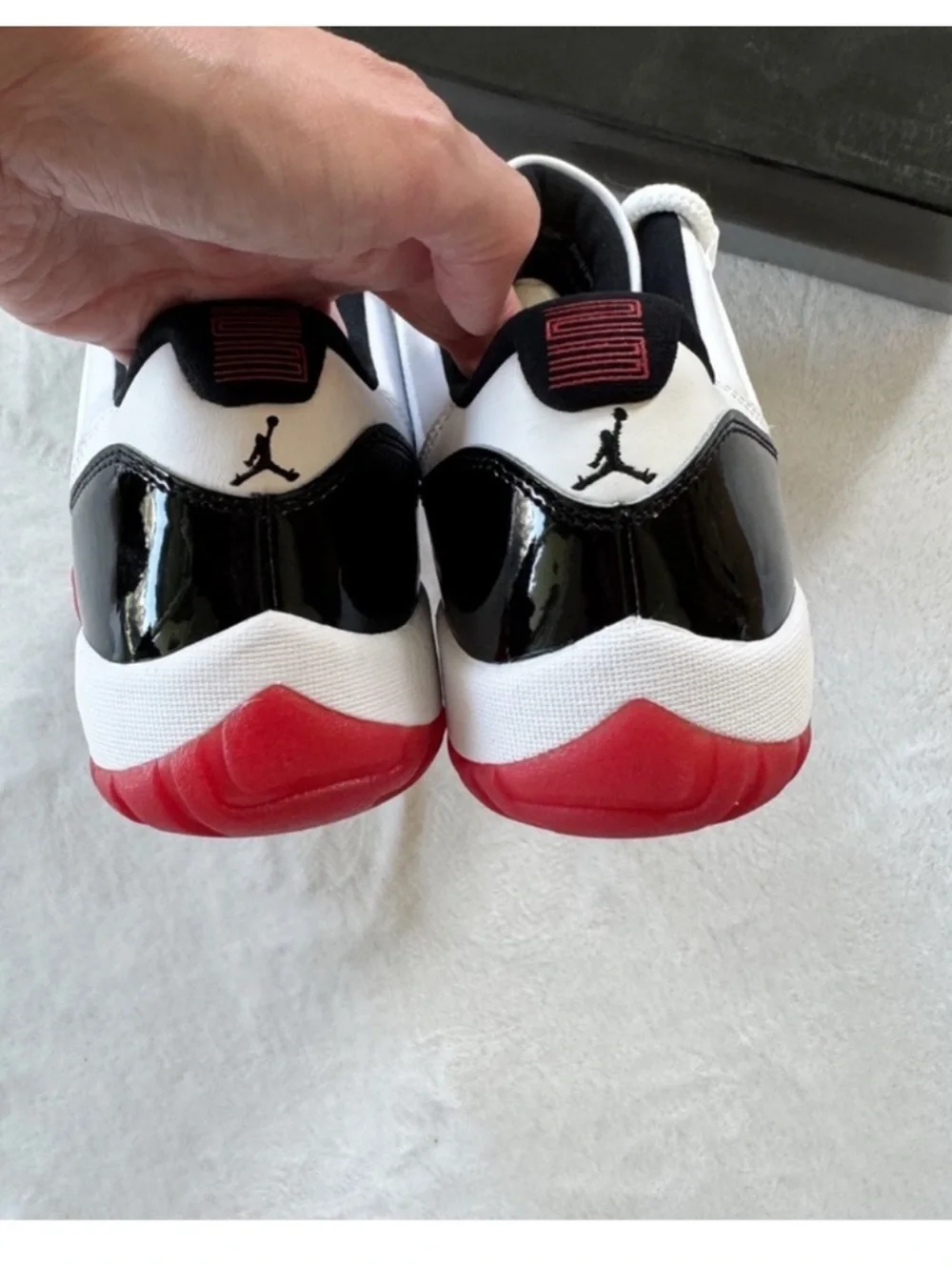 Air Jordan 11 Low Bred Black Red | Men's 8.5
